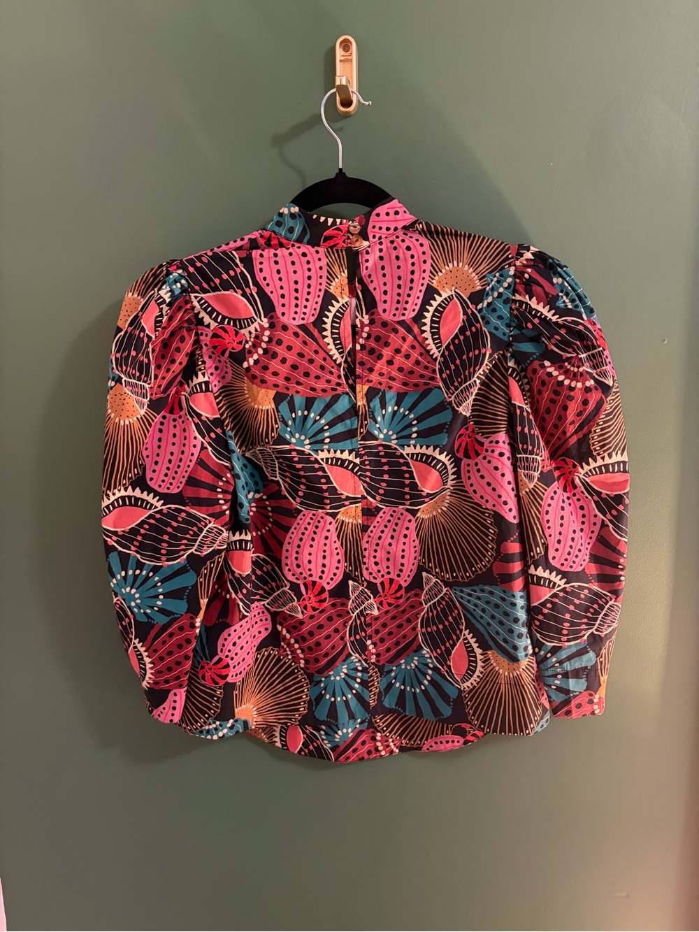 FARM Rio Multicolor Shell-Print High-Neck Blouse - Picture 3 of 5